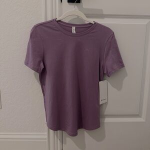 Super cute purple lululemon athletic top!